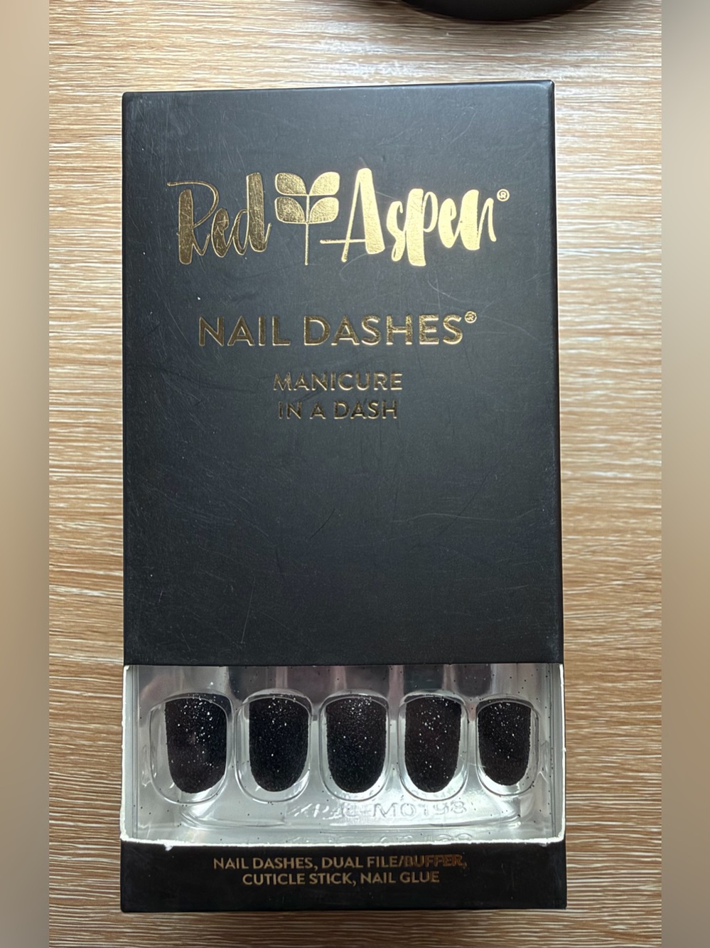 Red Aspen - Rylans Resolution - Press On Nails Kit - NEW! Short Square Glitter